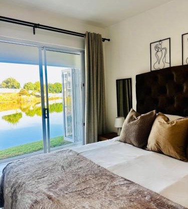 BKM Lake View Retreat at Leisure Bay Estate