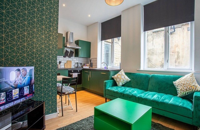 Blissfully Peaceful 1 Bed Flat In Crown Street