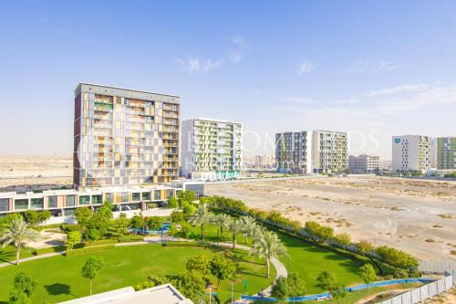 Bloomfields 1br Elegant Escape The Pulse