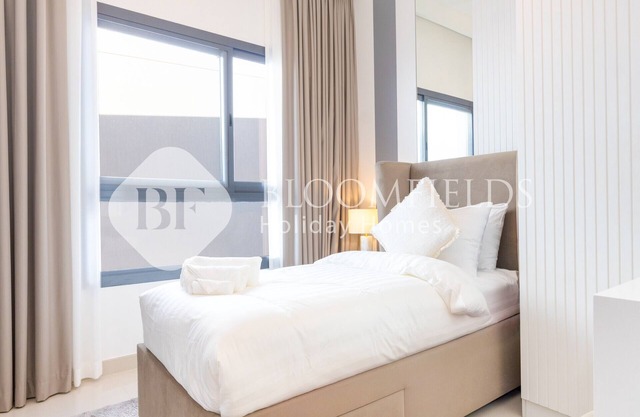 Bloomfields 4+Maid Royal Al Dana Villas