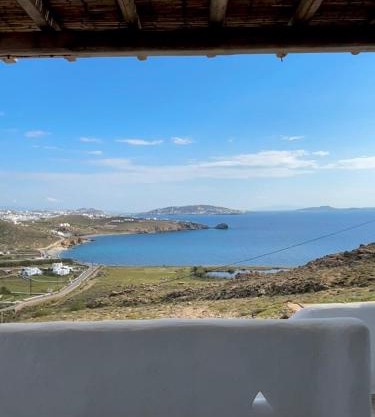 Blue and White Mykonos ap2