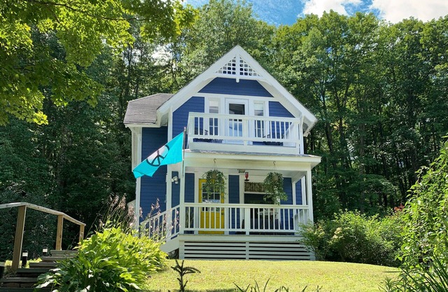 Blue Bell Knoll Mountain Home Hot Tub