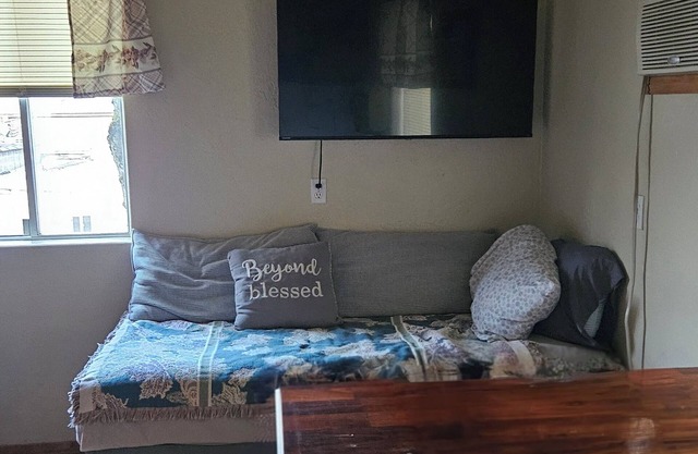 Blue Cabin- #116 1/2