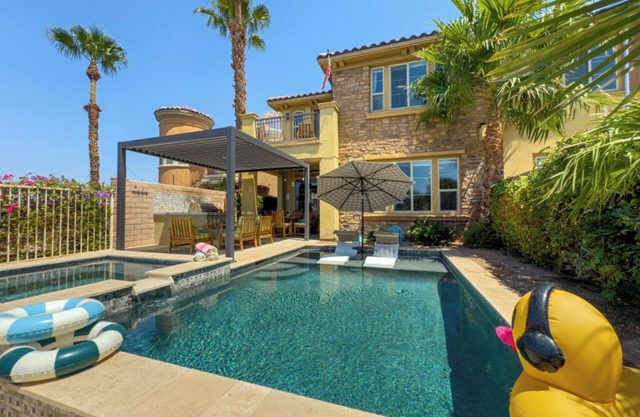 Blue Echo Coachella/Stagecoach Getaway.