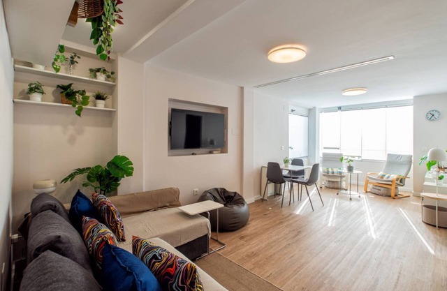 Blue Sea Modern Apartment with Sea View