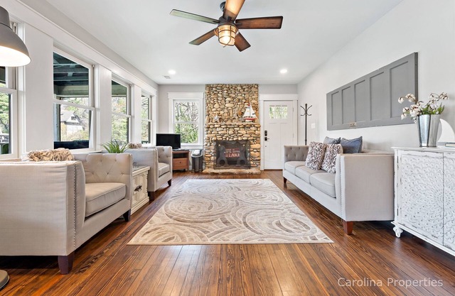 Bluegill Lakehouse by Carolina Properties - Views!