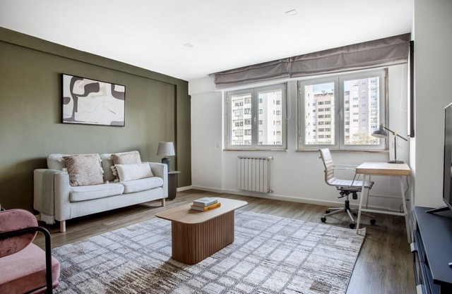 Blueground | Laranjeiras, fully furnished