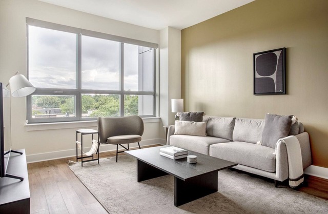 Blueground | Pentagon City, rooftop, nr Potomac