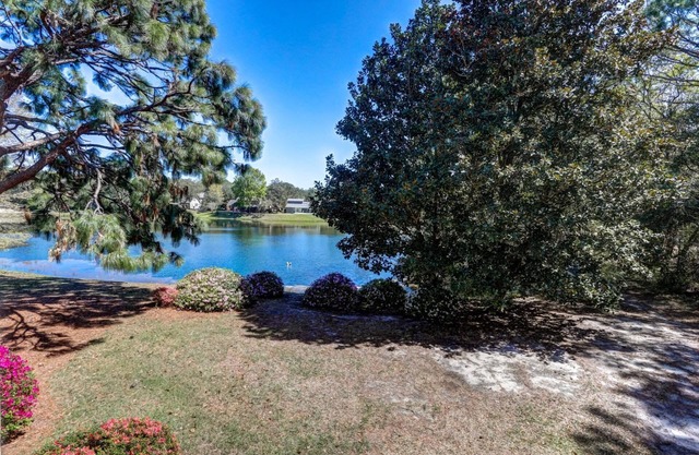 Bluewater Bay Lakeside Condo|Tennis, Pools, Golf, Marina (w/Fee)|Short ride to Destin|Close to Eglin