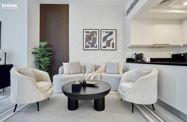 bnbme | Premium Apt with Balcony – near Burj Khalifa