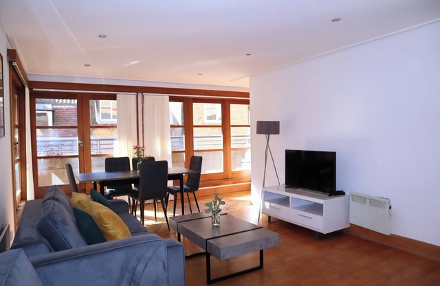 BnBNook - 2BR Penthouse - Covent Garden and West End