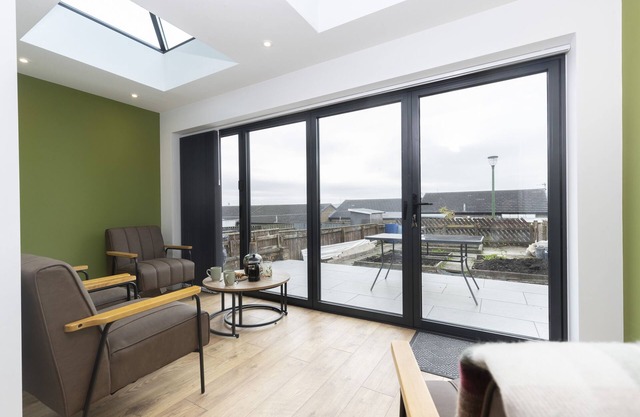 Bob Hannah Cottage, 3 Bedrooms