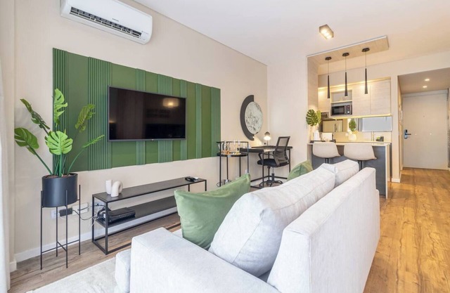 Boho Chic SoHo | Cozy Studio | WiFi/Pool/Laundry - Welcome2BA