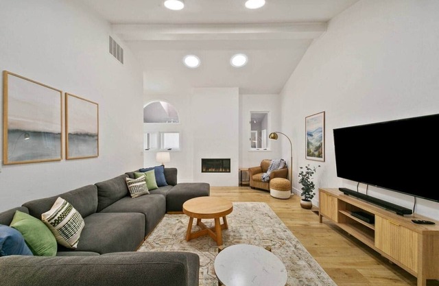 Boise Bright & Modern near BSU