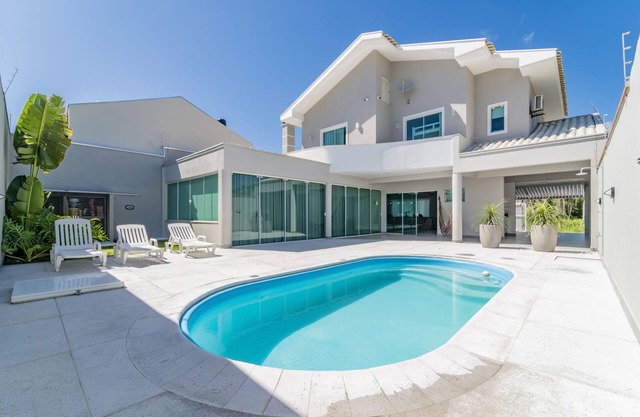 Bombinhas Topaz Beach House