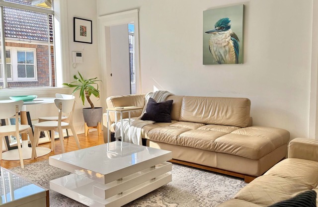 Bondi Junction Pad — placid, quiet and cozy.