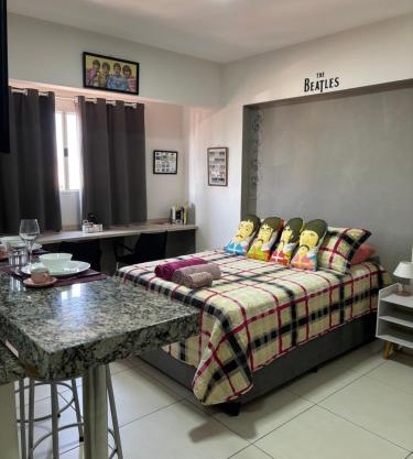 BOOKlN'Beatles- Spot Residence Miami 708