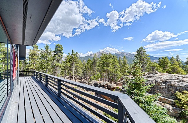 Bordering RMNP! Big Views, Secluded, 6 Acres with Mountain Stream