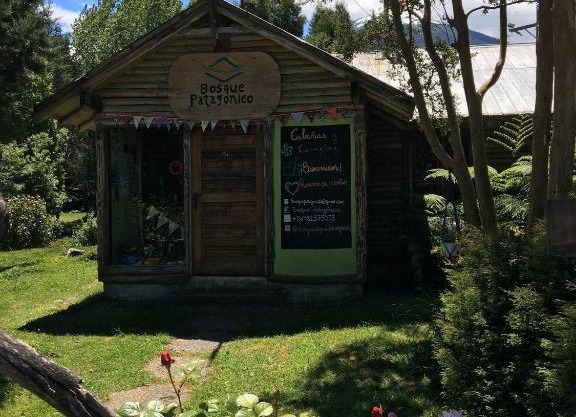 Bosque Patagonico Cabañas y Camping