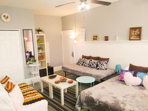 BOUGlE MicroSpace Balcony AT FISHTOWN