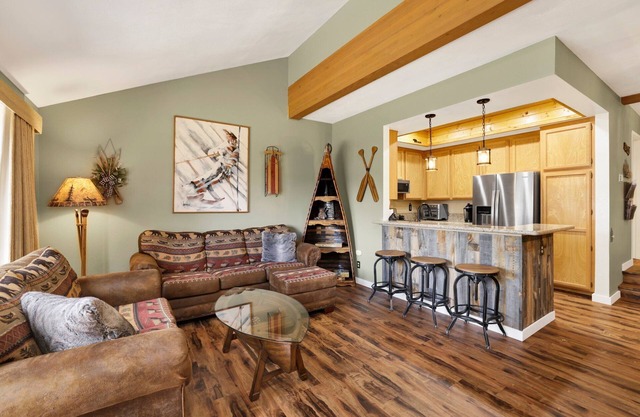 Boulder Bear Lakeside Condo- Big Bear Modern Retreat