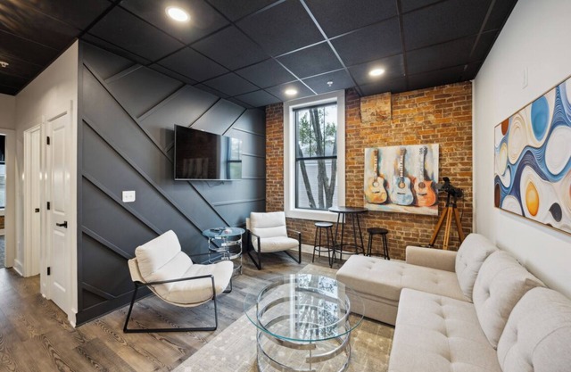 Boutique Hotel | The Entertainment Suite