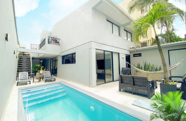 Boutique House with Pool, Rooftop, BBQ in VIP area