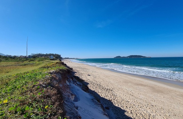 Casa de Família em Condomínio Beiramar no Campeche