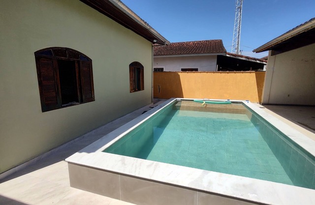 Joyful house with pool near the beach