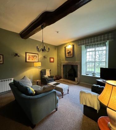 Braithwaite Hall Apartment