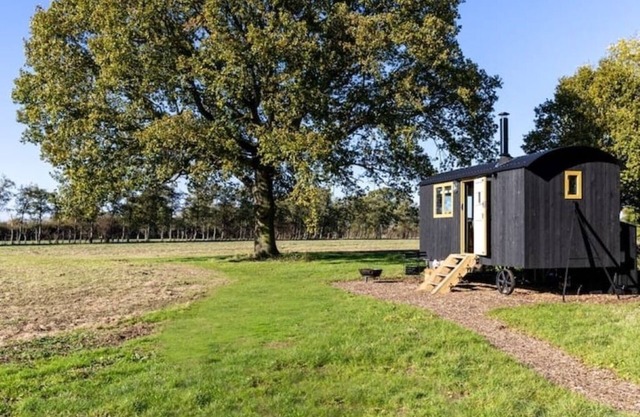 'Bramley' Hut on private Farm