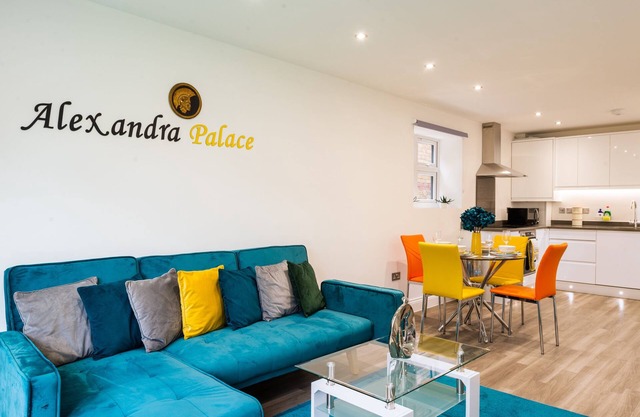 Brand New 1 bed Luxury Apartment in the heart of Hatfield