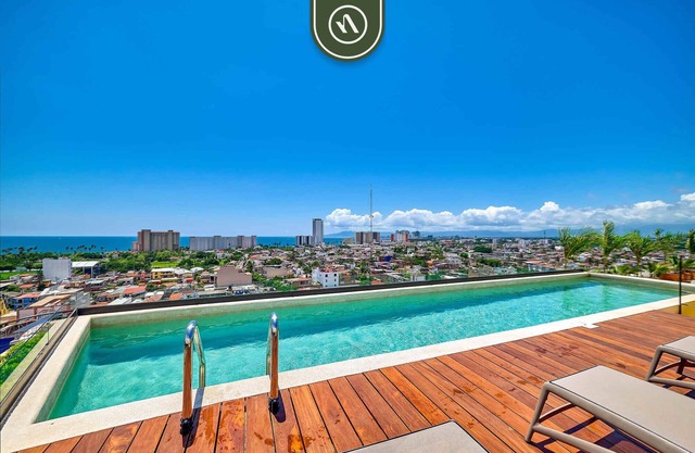 Brand New 1BR APT Right Next to City Center - Pool