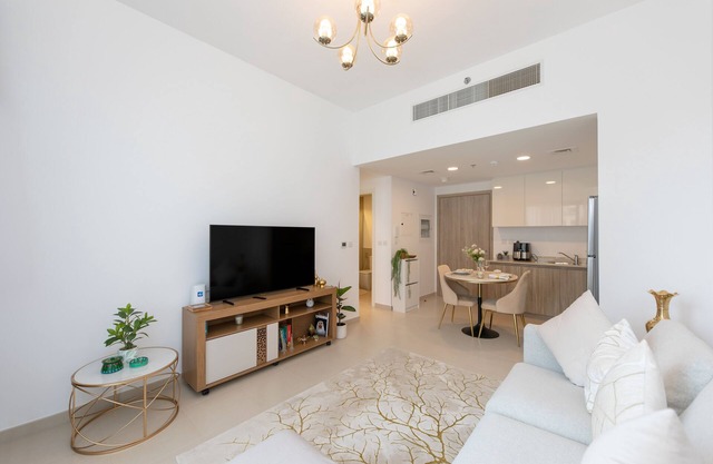 Brand New 1BR APT with a Pool, Gym & Games area