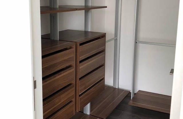 Brand new condo, excellent location, with all of the amenities