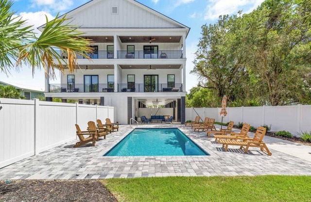 Brand New Luxury Beach House w/Private Pool