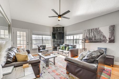 Branson Condo with Resort Amenities and Marina Views!