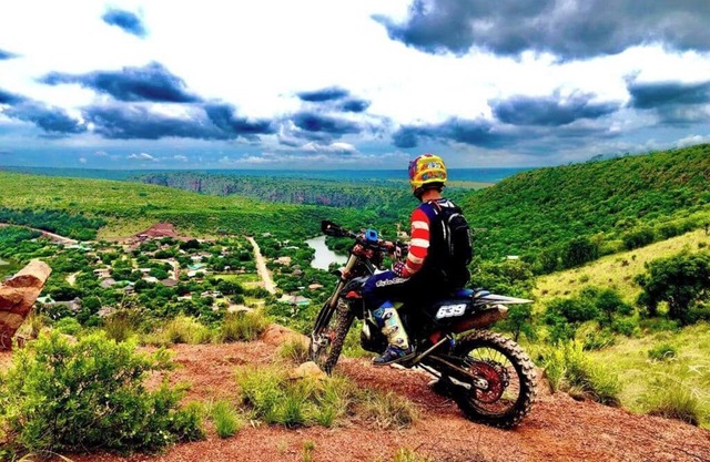 Breakaway to a relaxing bushveld experience only 15 minutes from town !