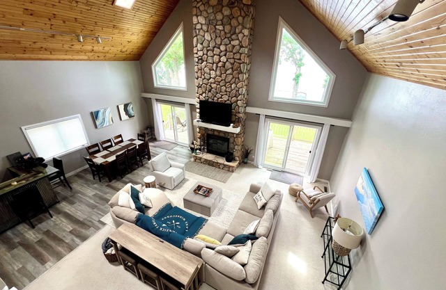 Breathtaking sunsets over the lake.