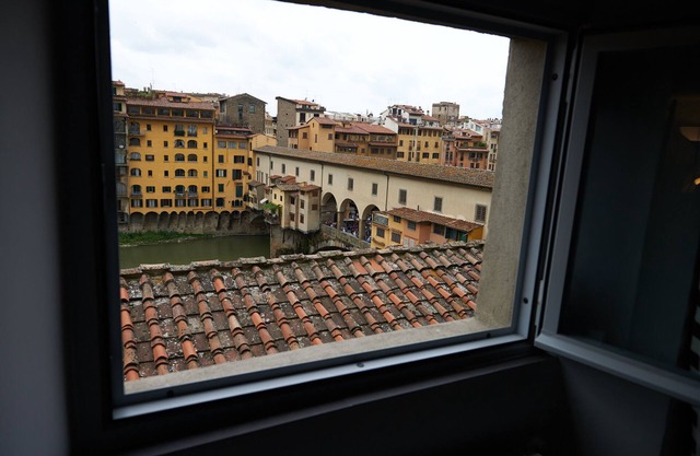 Breathtaking view on Ponte Vecchio!