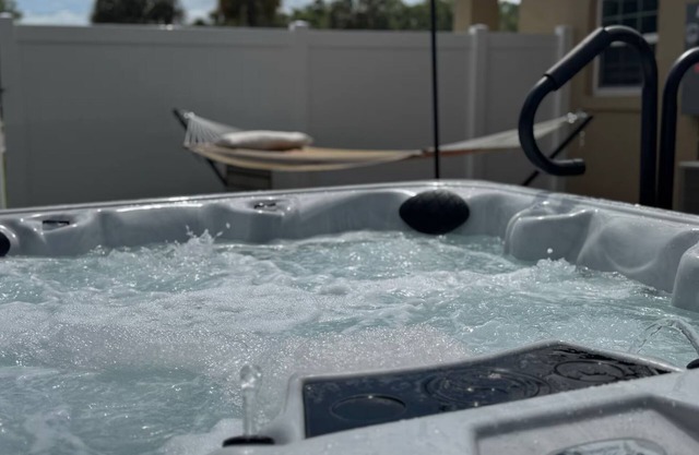 Brick City Cottage - Near Silver Springs