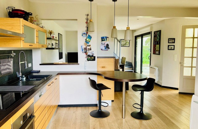 Bright and comfortable house on the heights of the Locquirec peninsula