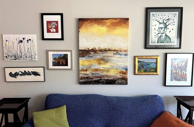 Bright Breezy Shorewood Retreat