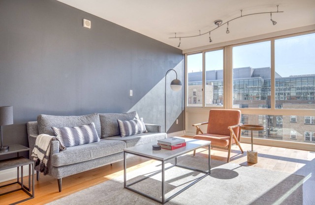 Bright Foggy Bottom 1BR w/Gym, Pool, nr. World Bank, by Blueground