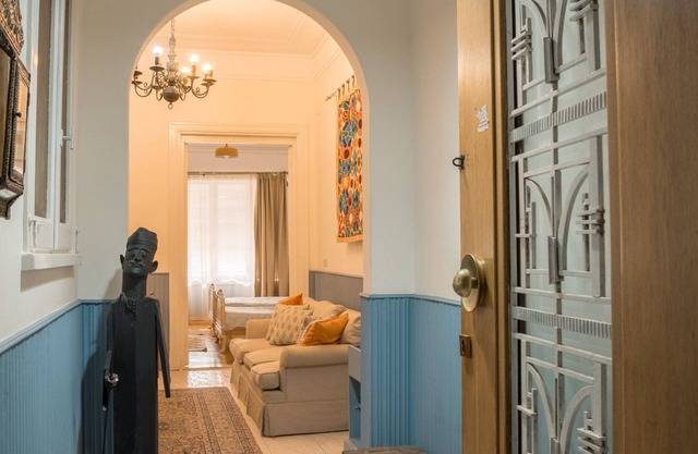 Bright newly refurbished 1950s Downtown Gem - 5 mins to Egyptian Museum