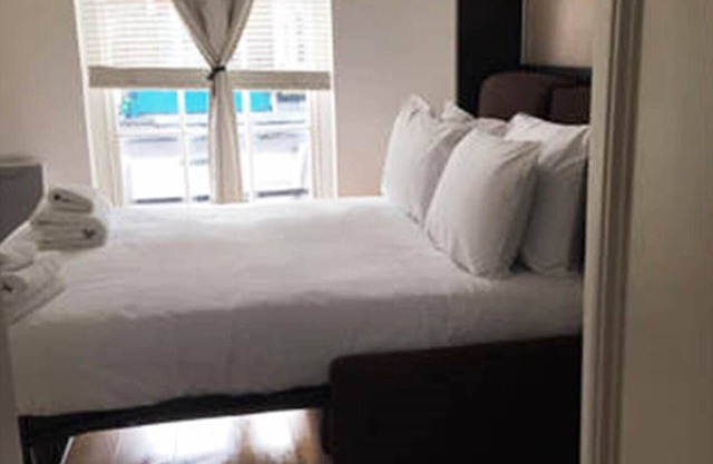 Bright Studio in Camden next to Mornington Crescent Underground Sation