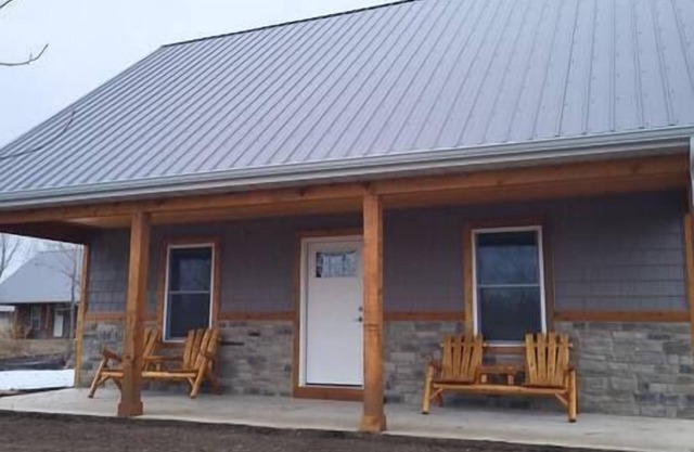 Brightstone Lake Cabin 3