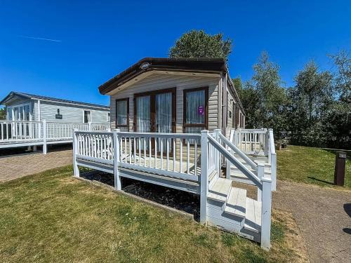 Brilliant Caravan For Hire At Caister Haven Holiday Park In Norfolk Ref 30011H