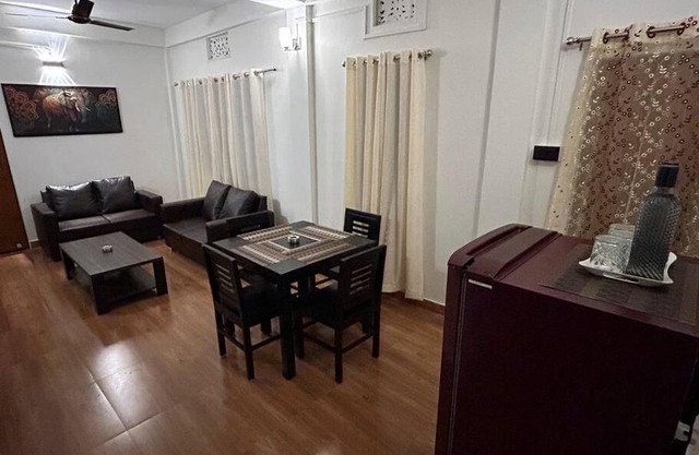 Brindalay 2-Apt in Heart of Tsk!