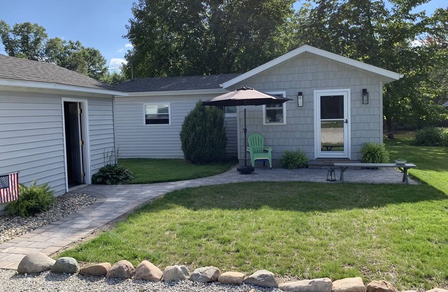 Bring Your Own Boat; Lake Home w/ direct access to 5 lakes. Witmer Lake, Indiana